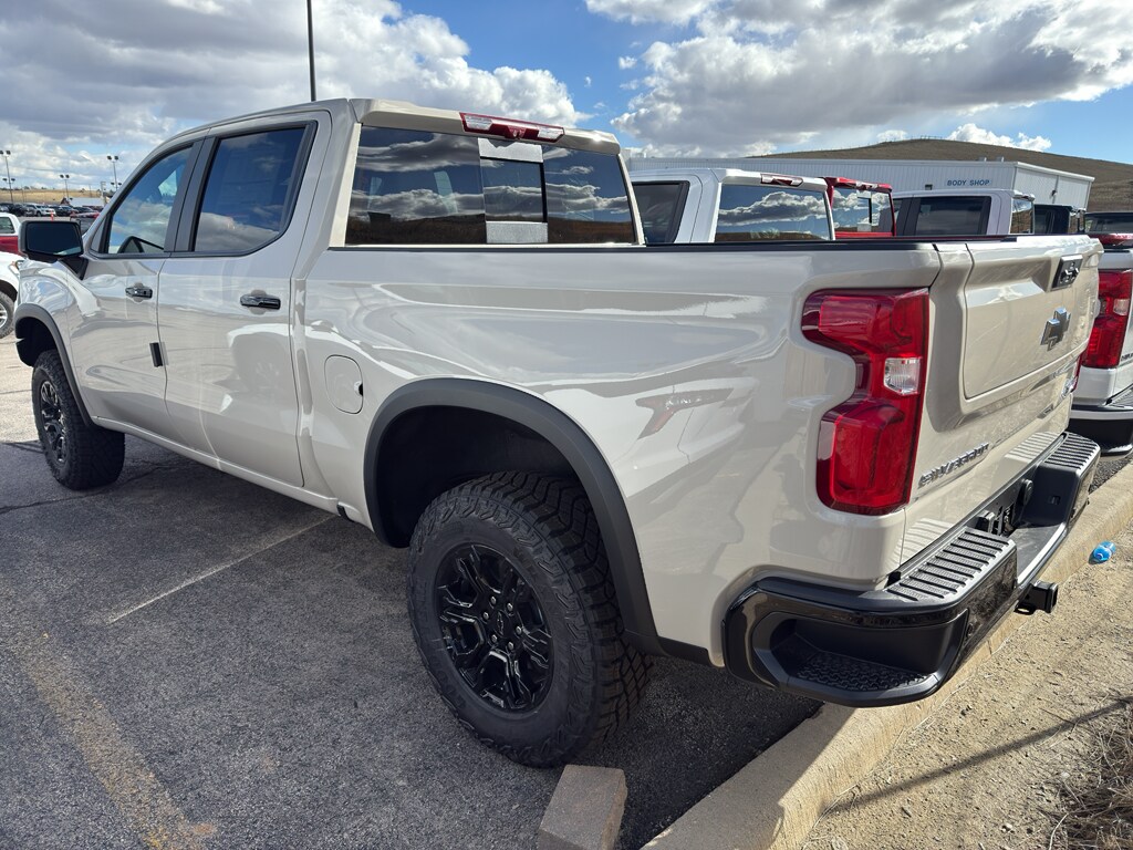 New 2026 Chevrolet Silverado ZR2 Crew Cab