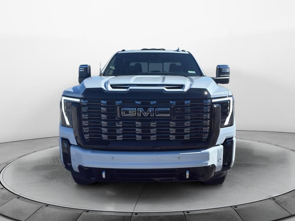 New 2026 GMC Sierra Denali Ultimate Crew Cab