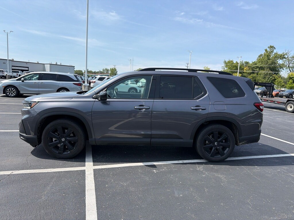 Used 2025 Honda Pilot Black Edition SUV