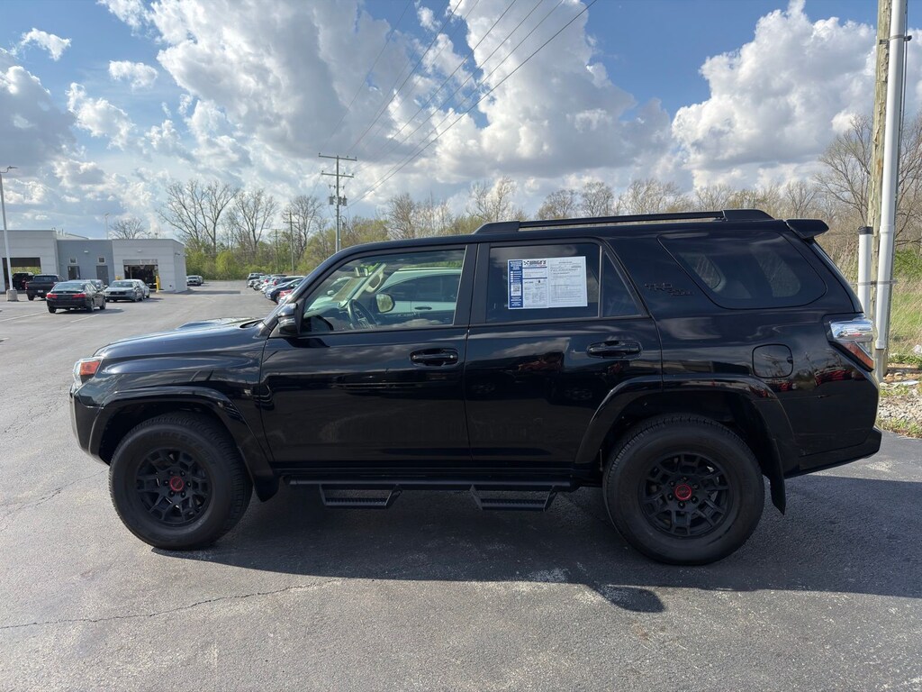 Used 2024 Toyota 4Runner TRD Off-Road Premium SUV