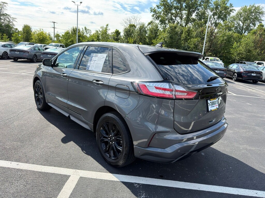 Used 2024 Ford Edge SE SUV