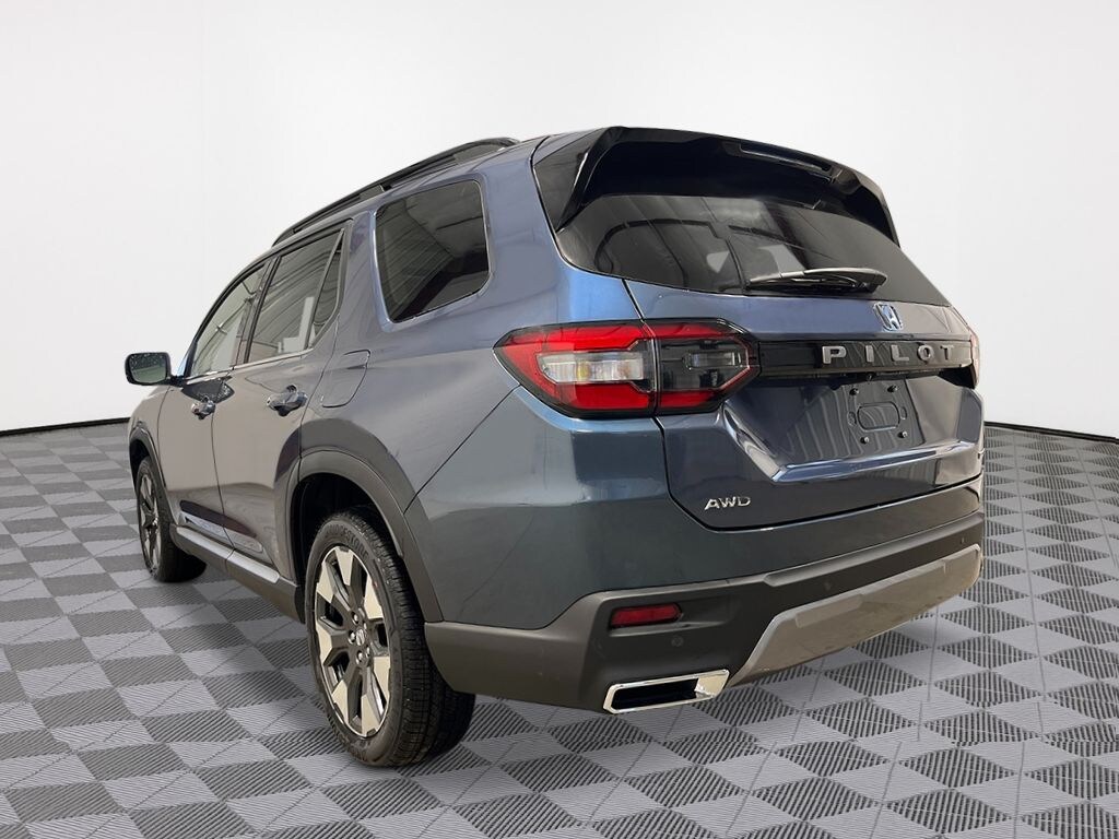 New 2026 Honda Pilot Touring SUV