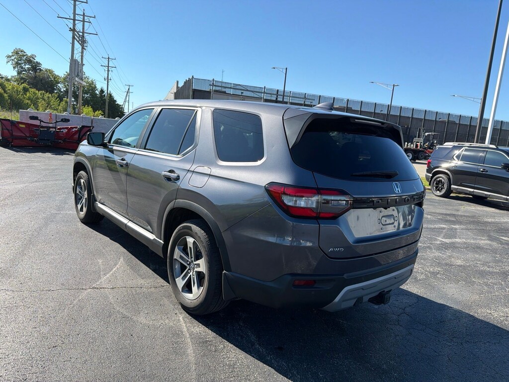 Used 2024 Honda Pilot EX-L SUV