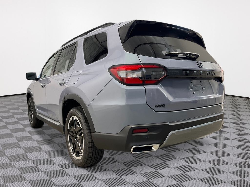 New 2026 Honda Pilot Touring S SUV