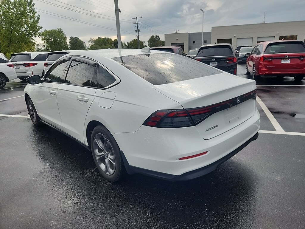 Used 2024 Honda Accord EX Sedan
