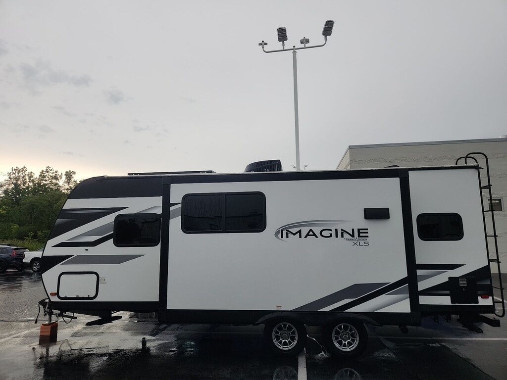 Used 2022 Grand Design Imagine XLS M22MLE