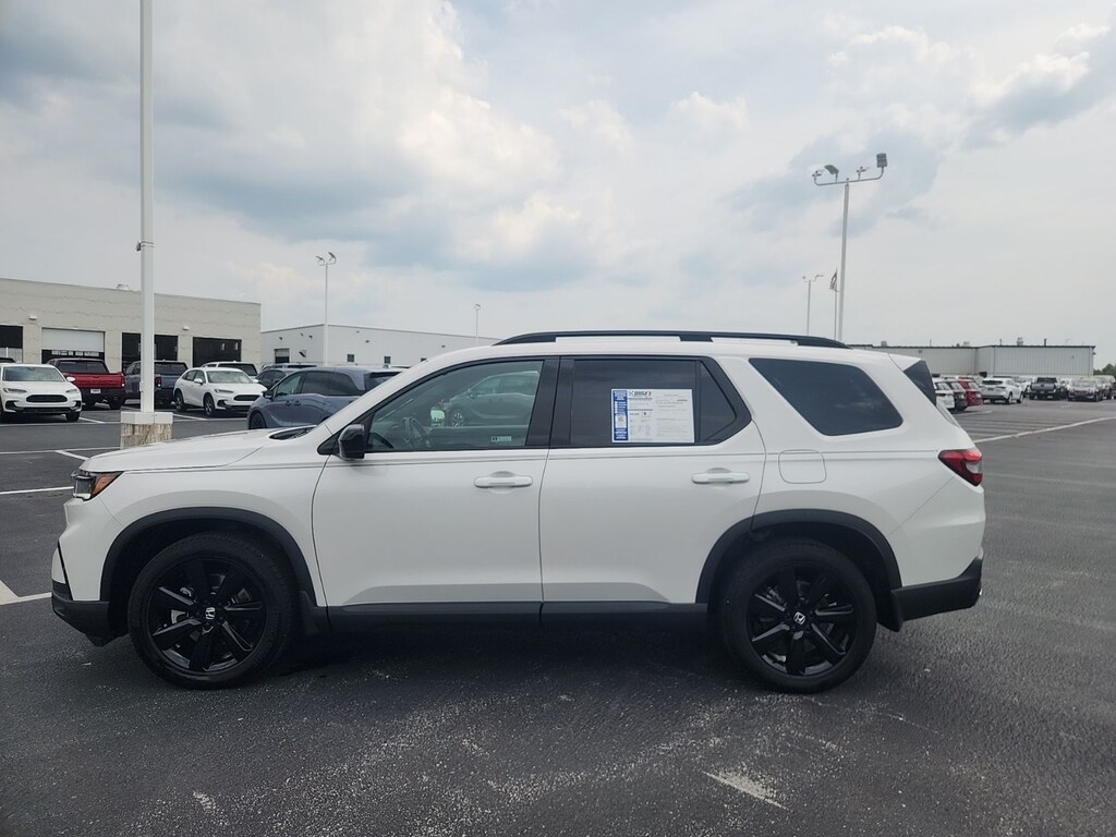Used 2025 Honda Pilot Black Edition SUV