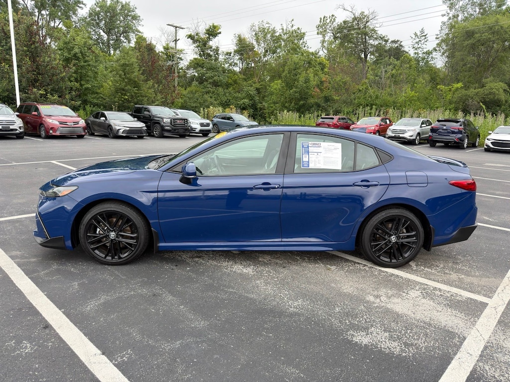 Used 2025 Toyota Camry SE Sedan