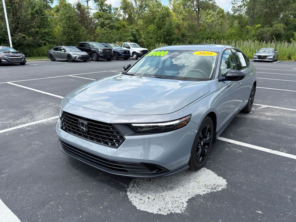 Used 2025 Honda Accord SE Sedan