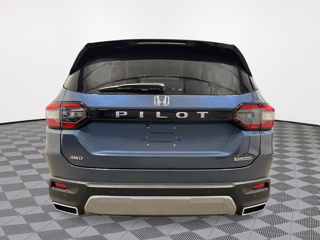 New 2026 Honda Pilot Touring SUV
