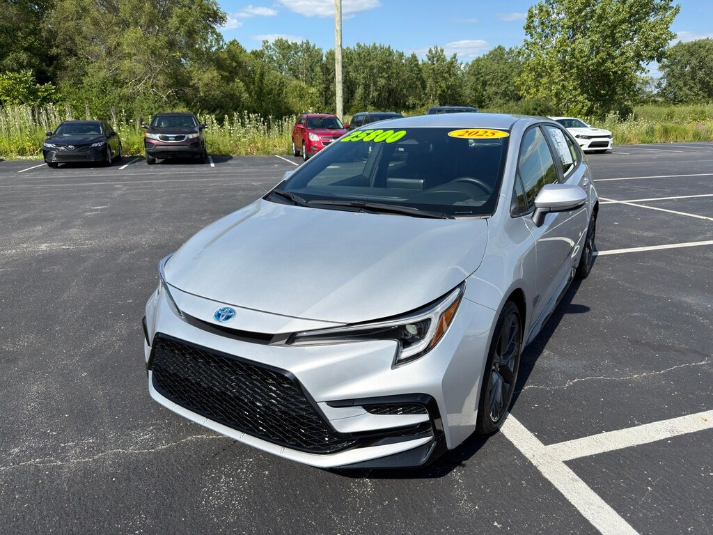 Used 2025 Toyota Corolla Hybrid SE Sedan