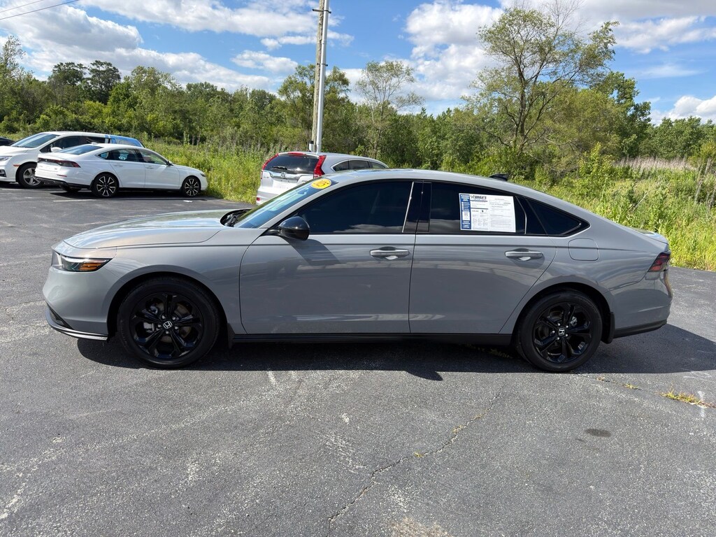 Used 2025 Honda Accord SE Sedan