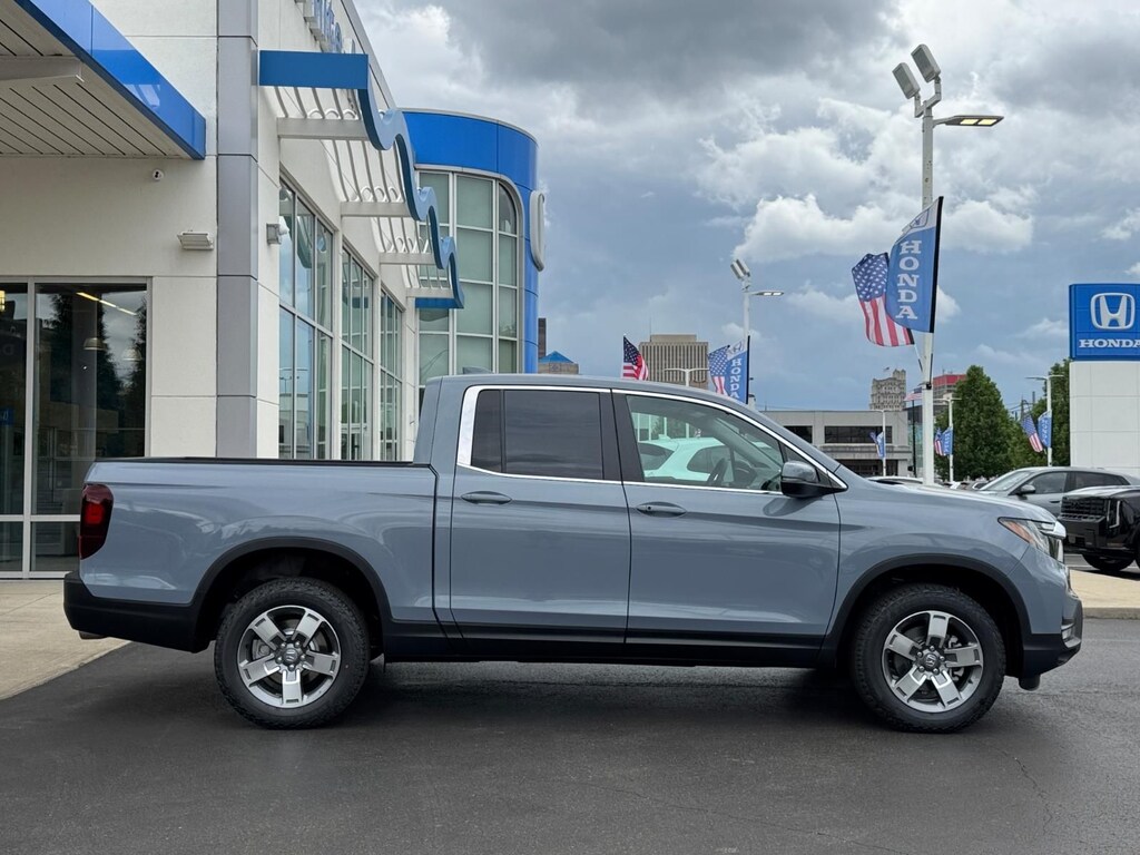 New 2026 Honda Ridgeline RTL Truck Crew Cab