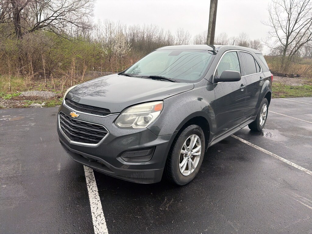 Used 2017 Chevrolet Equinox LS SUV