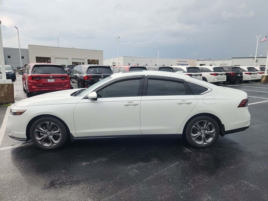 Used 2024 Honda Accord EX Sedan
