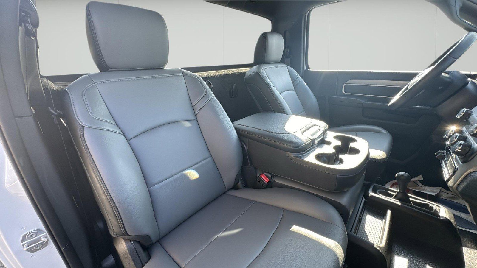 2024 RAM 3500 Tradesman - Photo 29