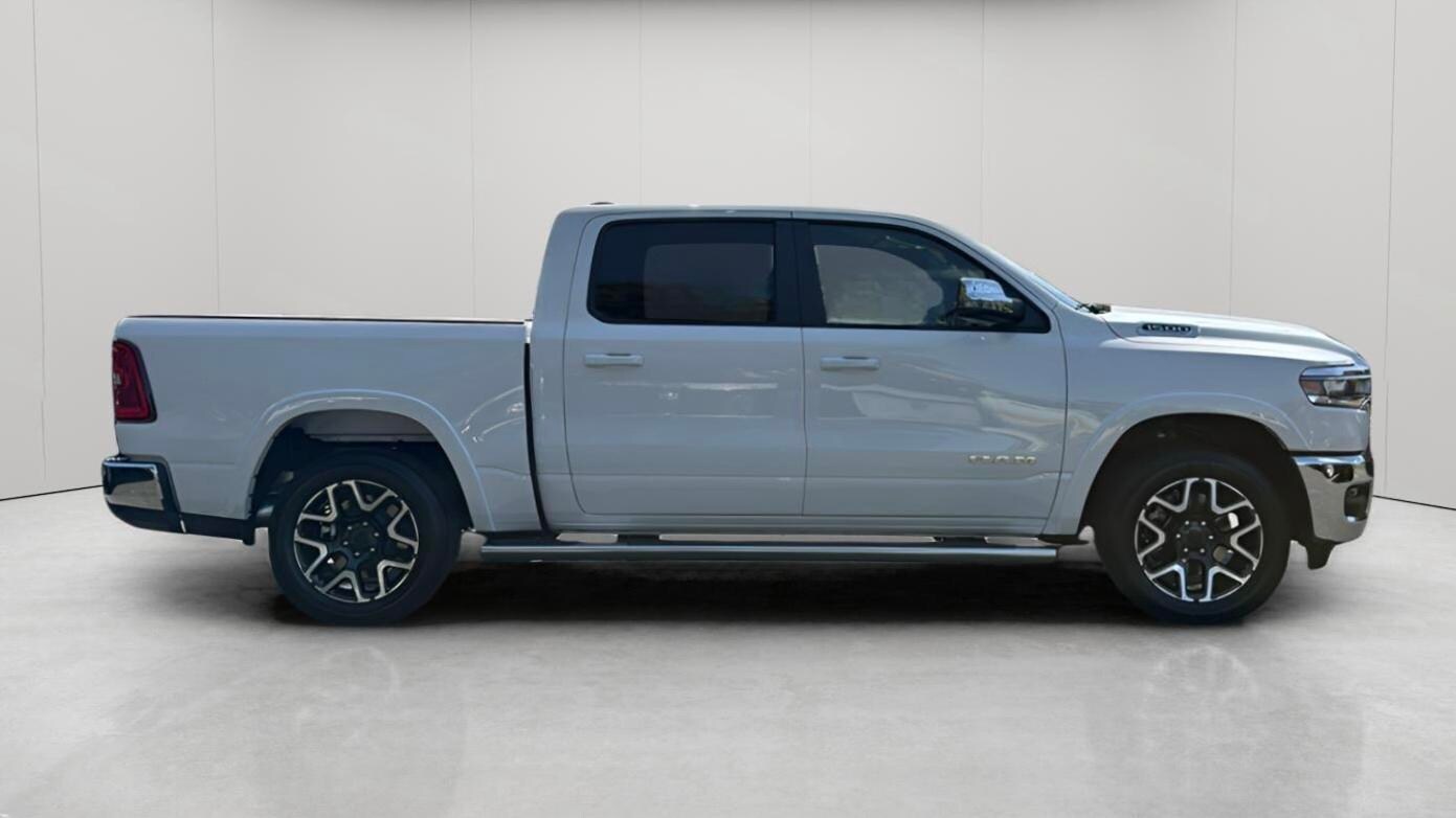 2026 Ram 1500 Laramie photo 3