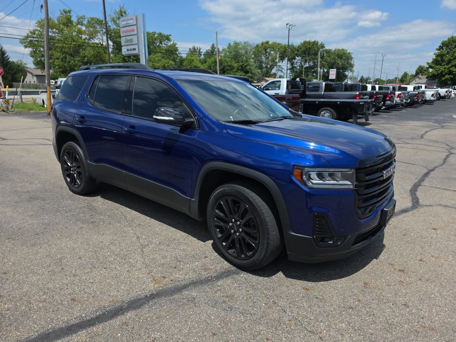 2023 GMC Acadia