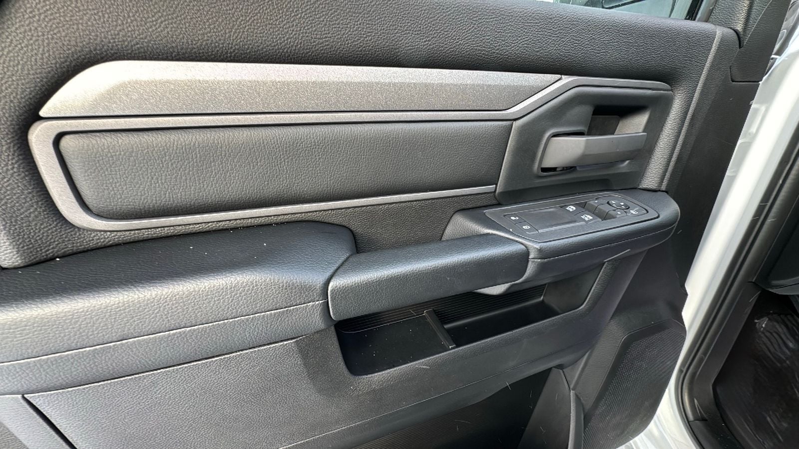 2026 RAM 2500 Tradesman - Photo 14