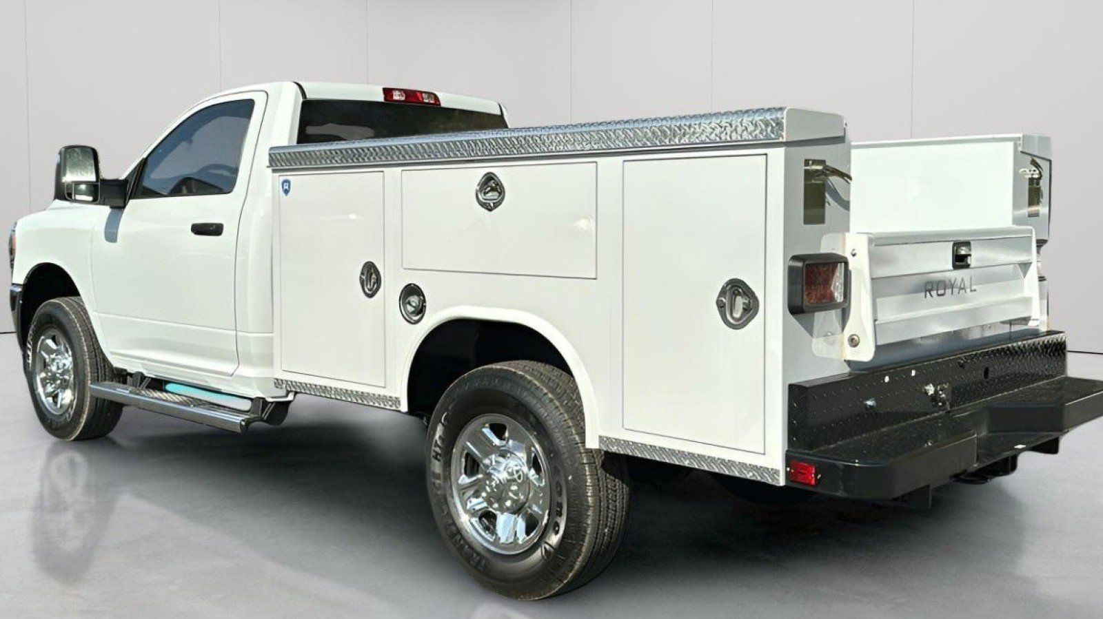 2024 RAM 3500 Tradesman - Photo 6