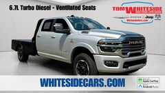 2026 Ram 3500 BIG HORN CREW CAB CHASSIS 4X4 60' CA Pickup