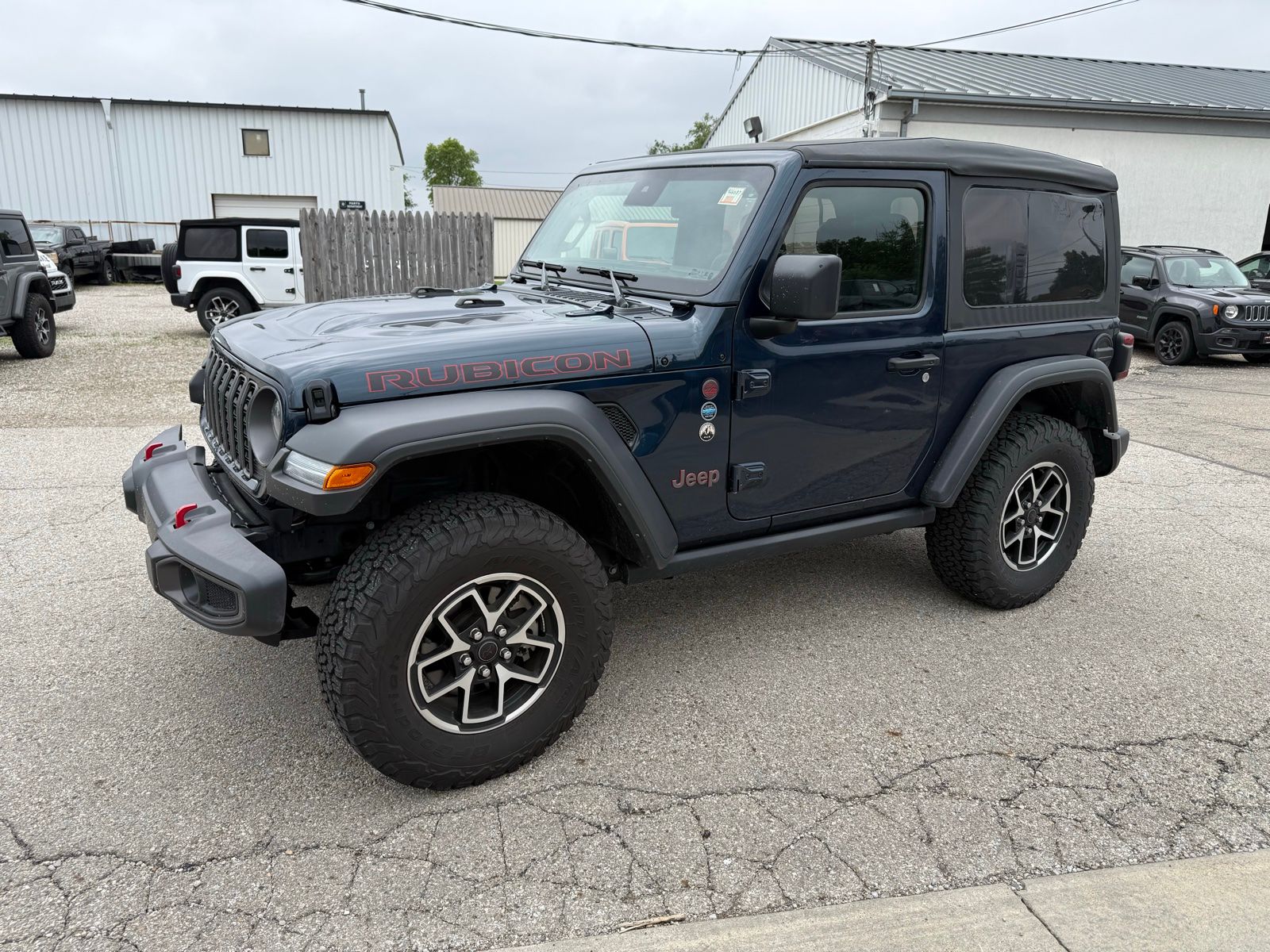 2025 Jeep Wrangler Rubicon's photo