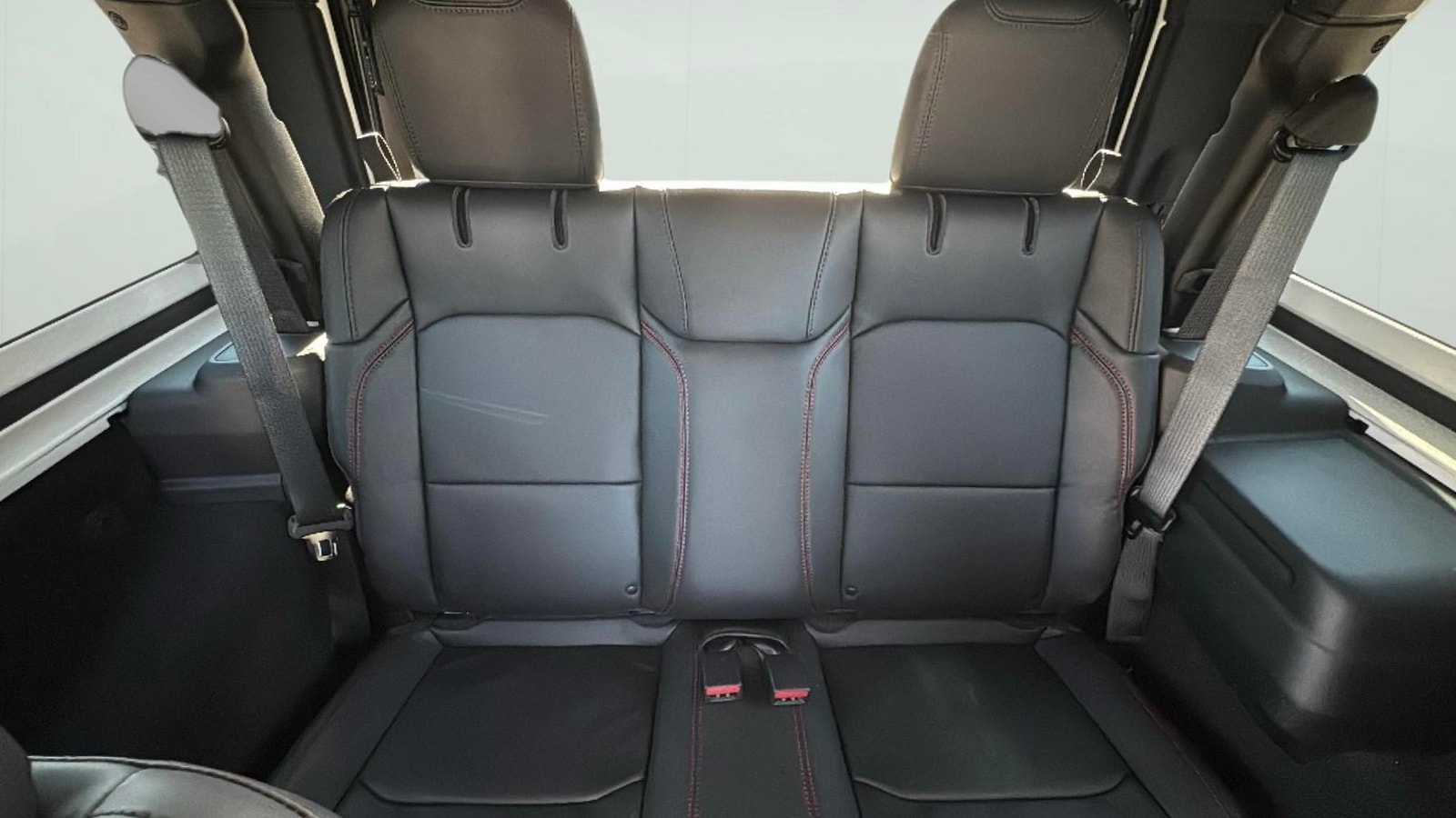 2026 Jeep Wrangler 2-Door Rubicon - Photo 25