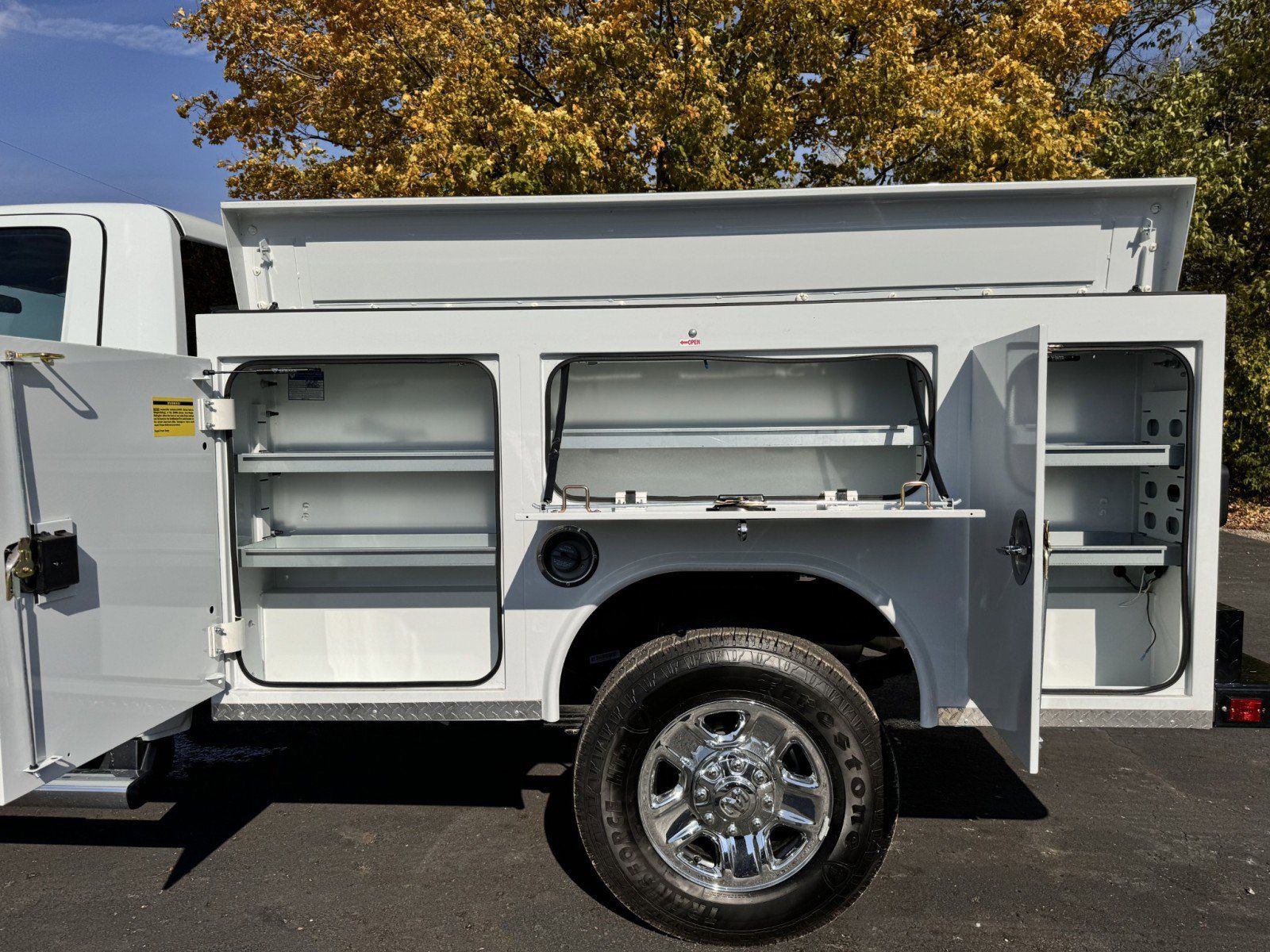 2024 RAM 3500 Tradesman - Photo 12