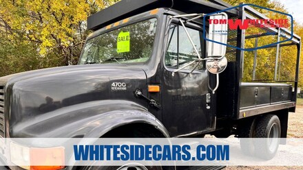 1997 International 4700 DT 466E