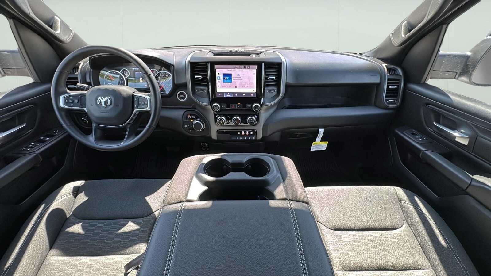 2025 Ram 1500 Tradesman photo 2