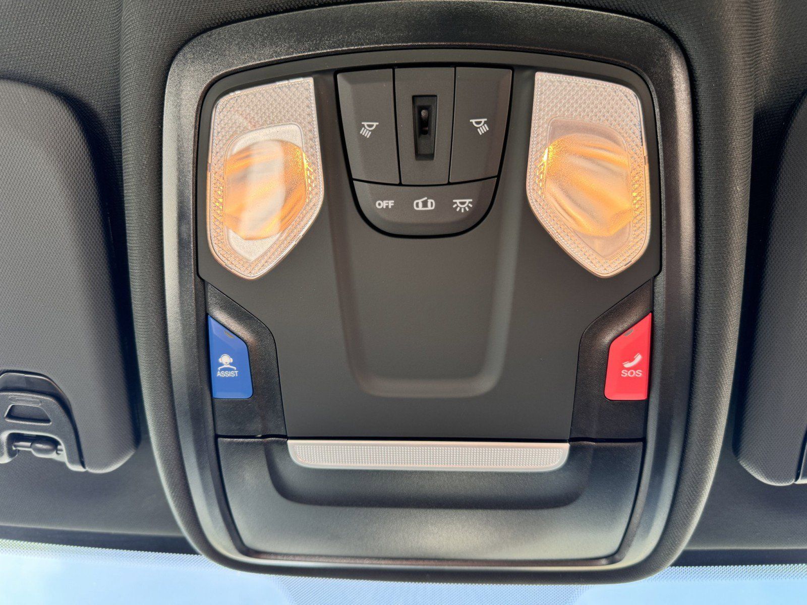 2024 RAM 3500 Tradesman - Photo 32