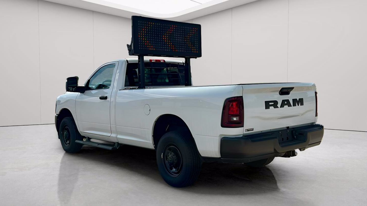 2026 RAM 2500 Tradesman - Photo 6