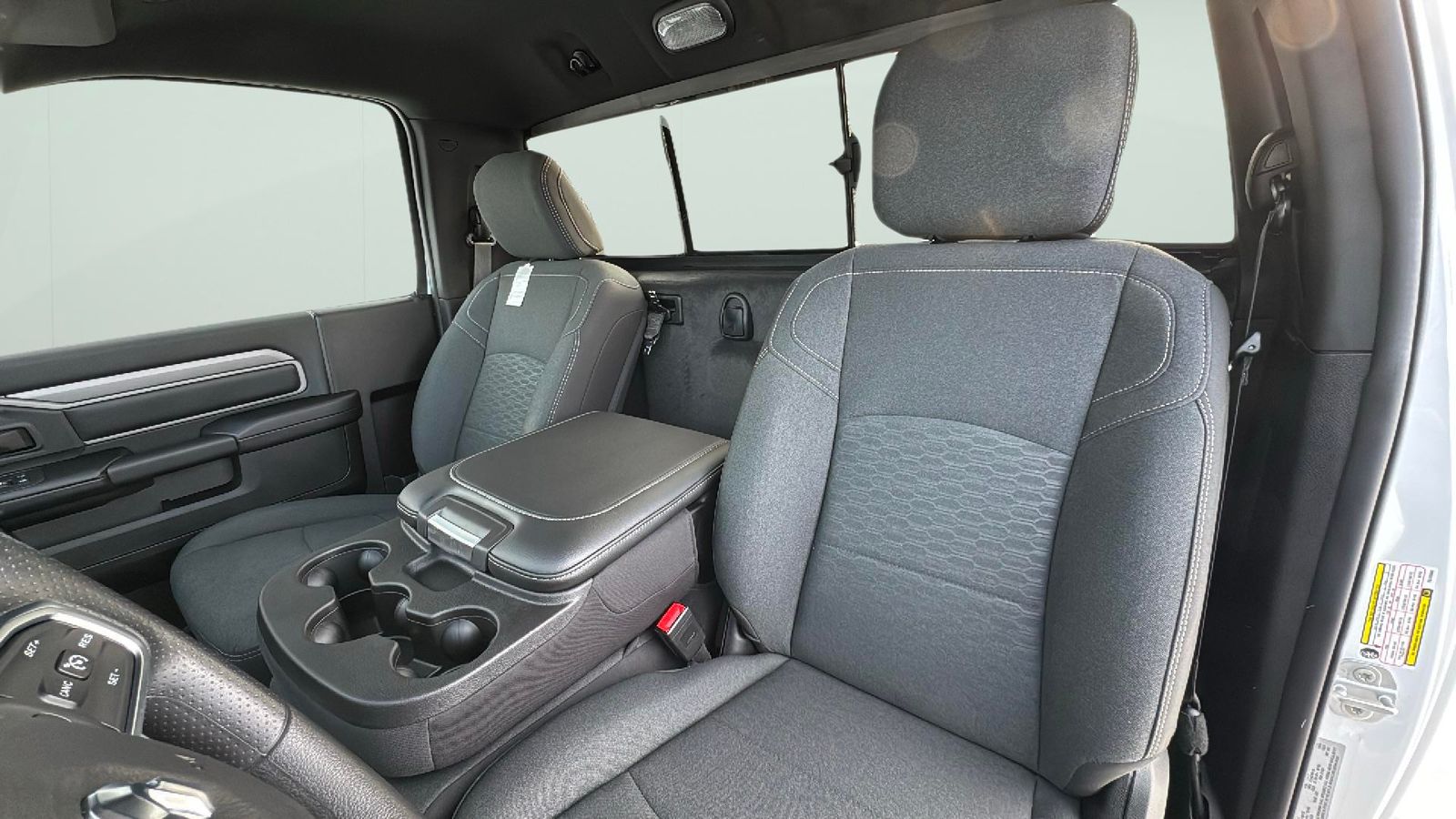 2026 RAM 2500 Tradesman - Photo 10