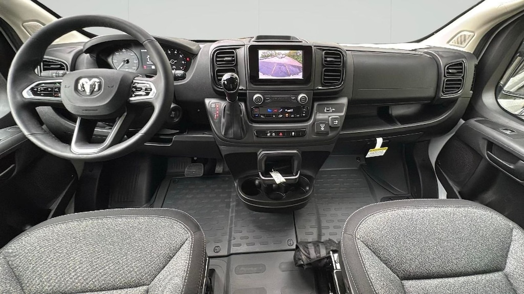 New 2025 Ram ProMaster PROMASTER 1500 TRADESMAN CARGO VAN LOW ROOF 118' W Cargo Van