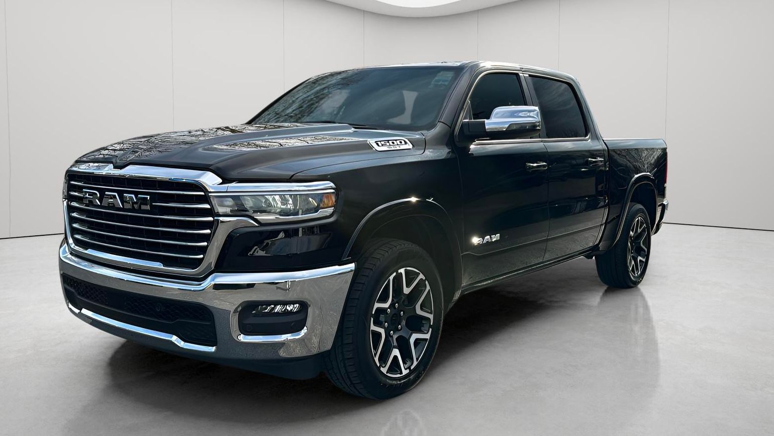 2025 RAM Ram 1500 Pickup Laramie - Photo 11