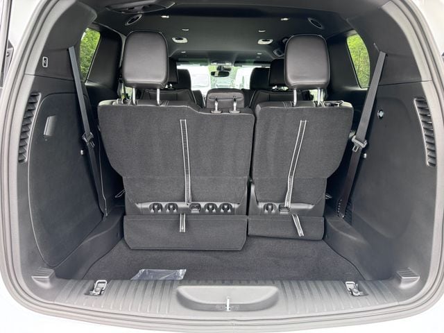 2025 Chrysler Pacifica Select - Photo 23