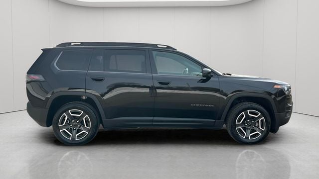 2026 Jeep Cherokee Limited - Photo 3