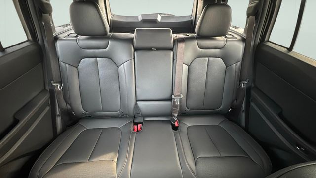 2026 Jeep Cherokee Limited - Photo 25