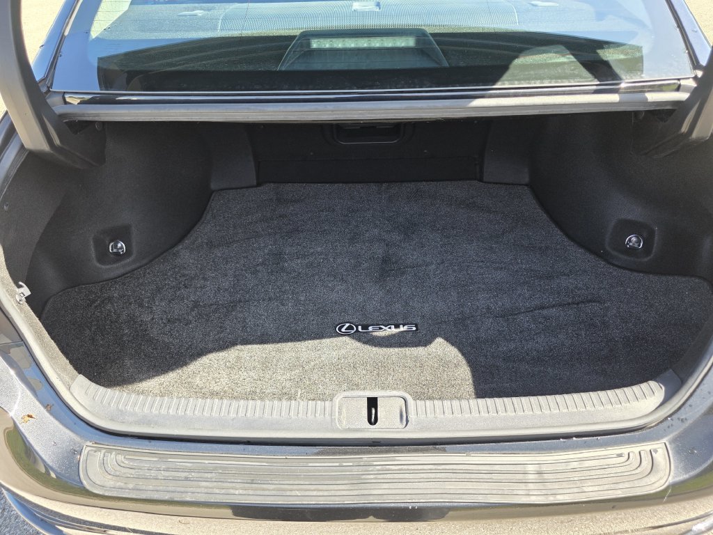 2022 Lexus ES 350 - Photo 29