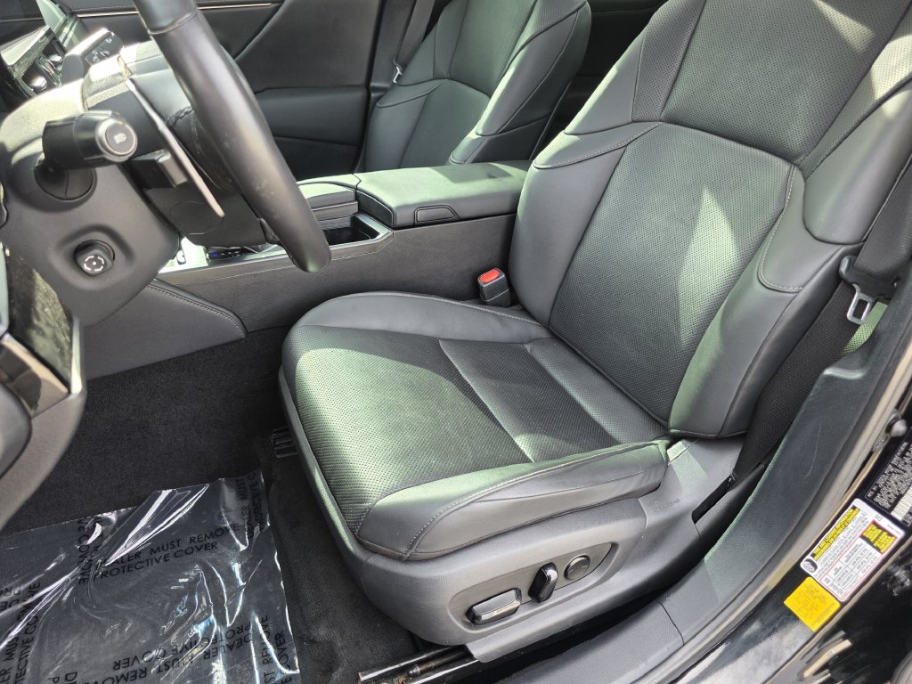 2022 Lexus ES 350 - Photo 18