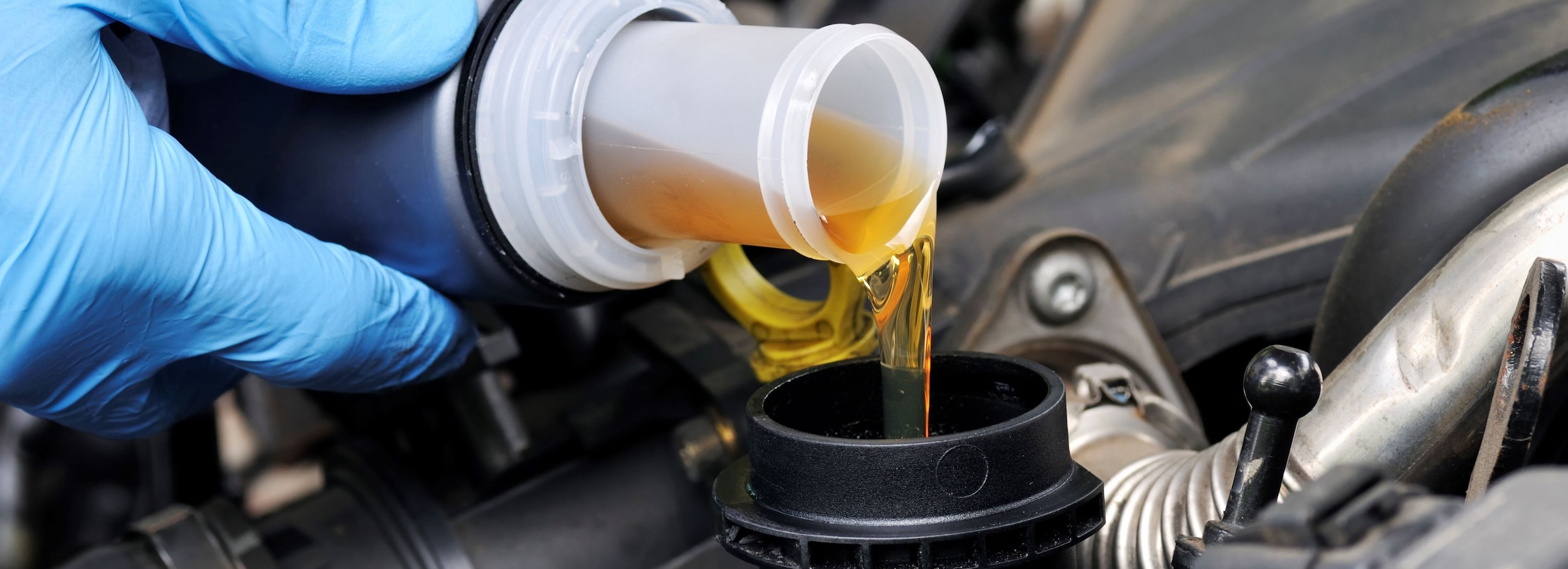 Synthetic%20vs%20Conventional%20Oil%20in%20Toledo%2C%20OH.jpg