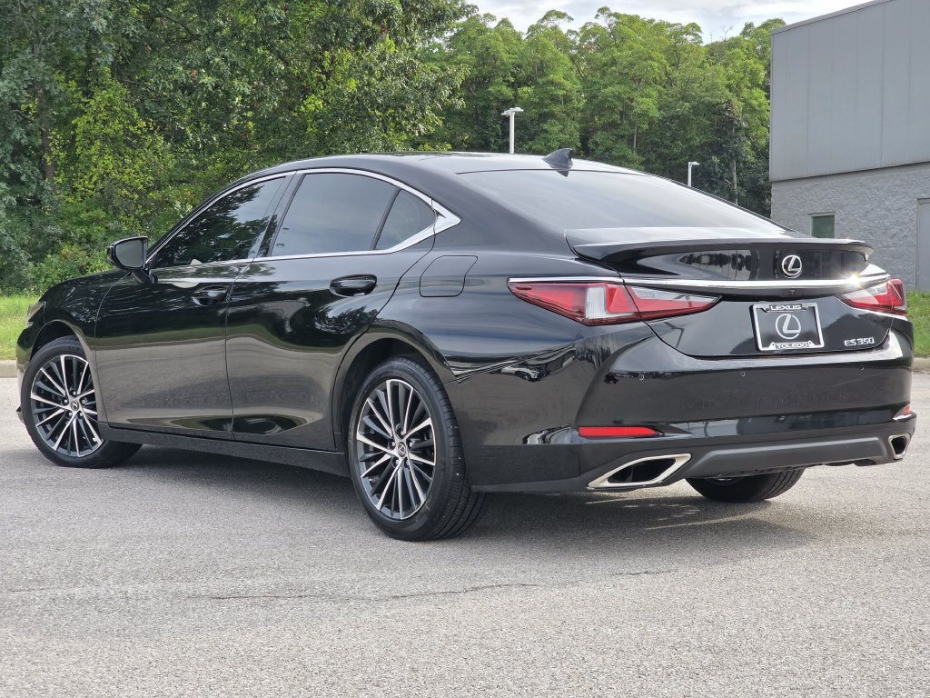 2022 Lexus ES 350 - Photo 8