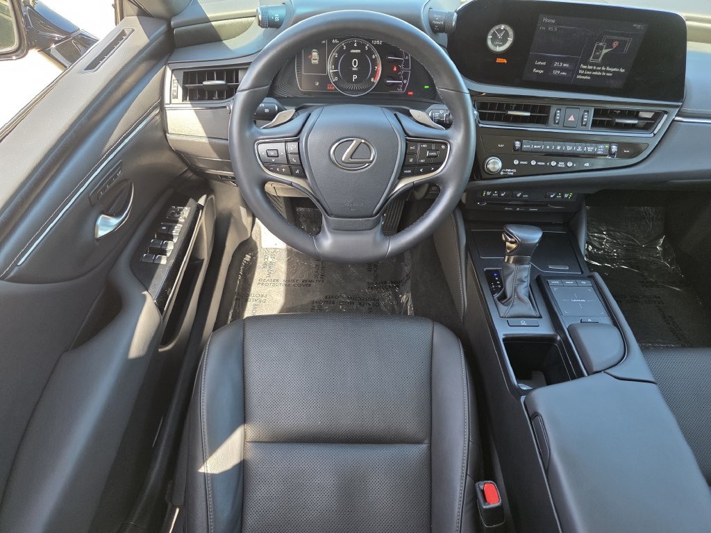 2022 Lexus ES 350 - Photo 2