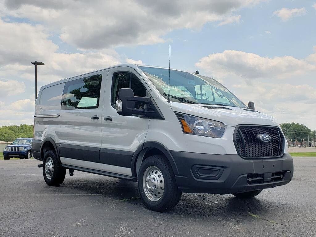 2025 Ford Transit Cargo Van photo 3