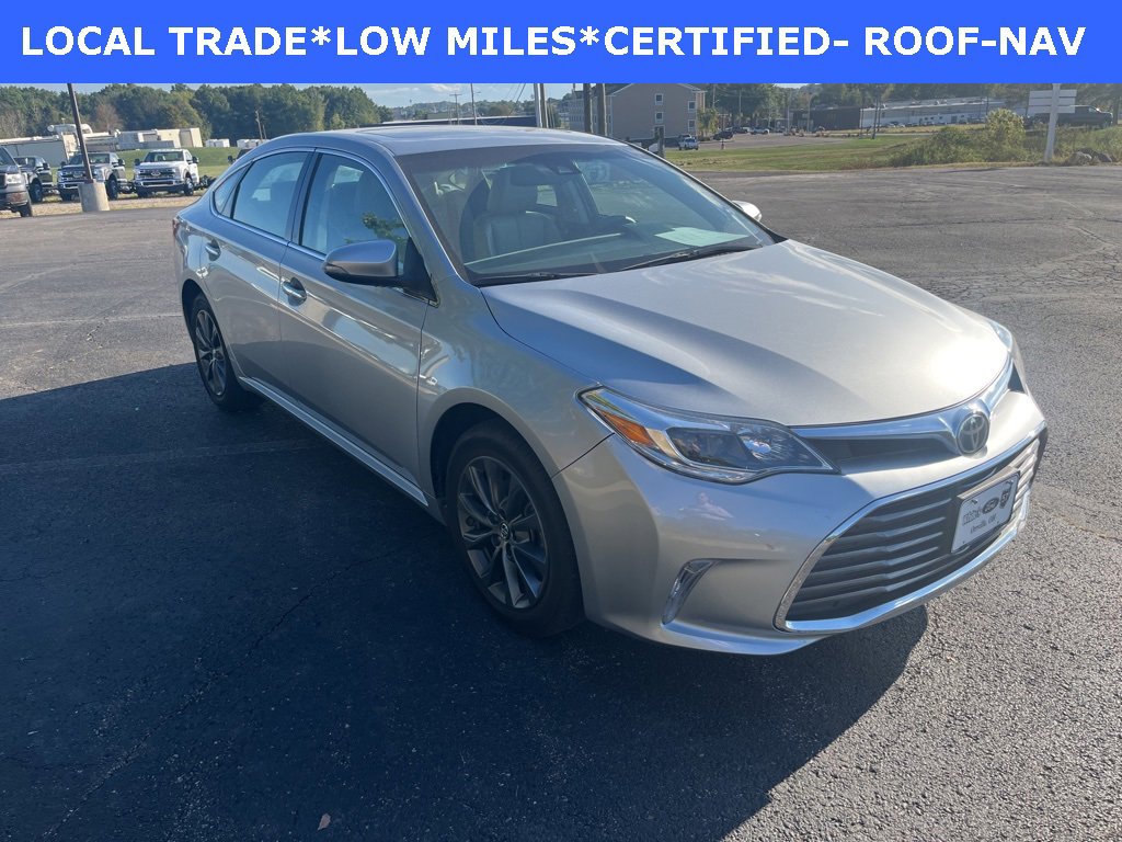 2018 Toyota Avalon XLE Premium photo 3