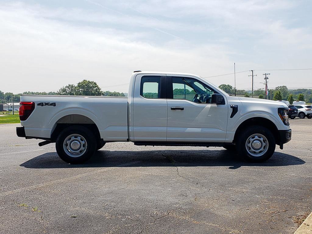 2025 Ford F-150 XL photo 3