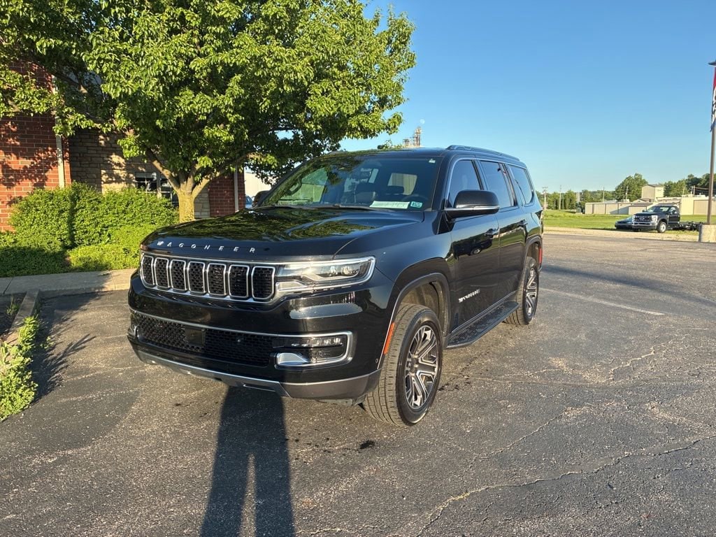 2022 Jeep Wagoneer Series III 4WD's photo