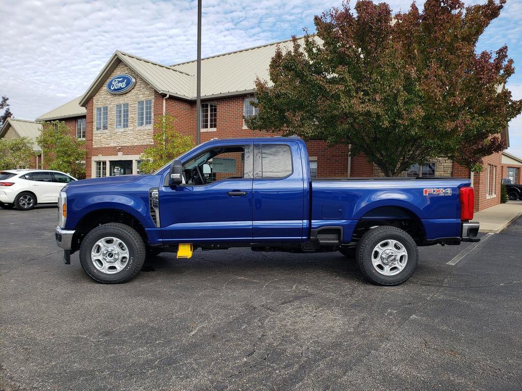 New 2026 Ford F-350 Truck Super Cab