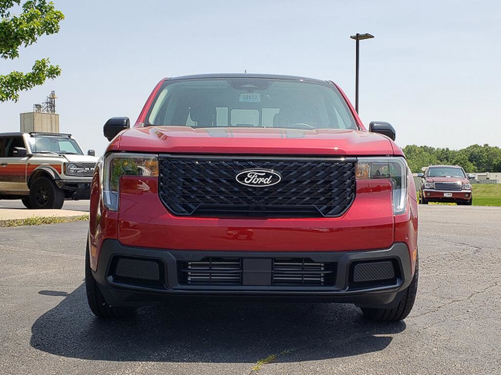 2025 Ford Maverick Lariat photo 3
