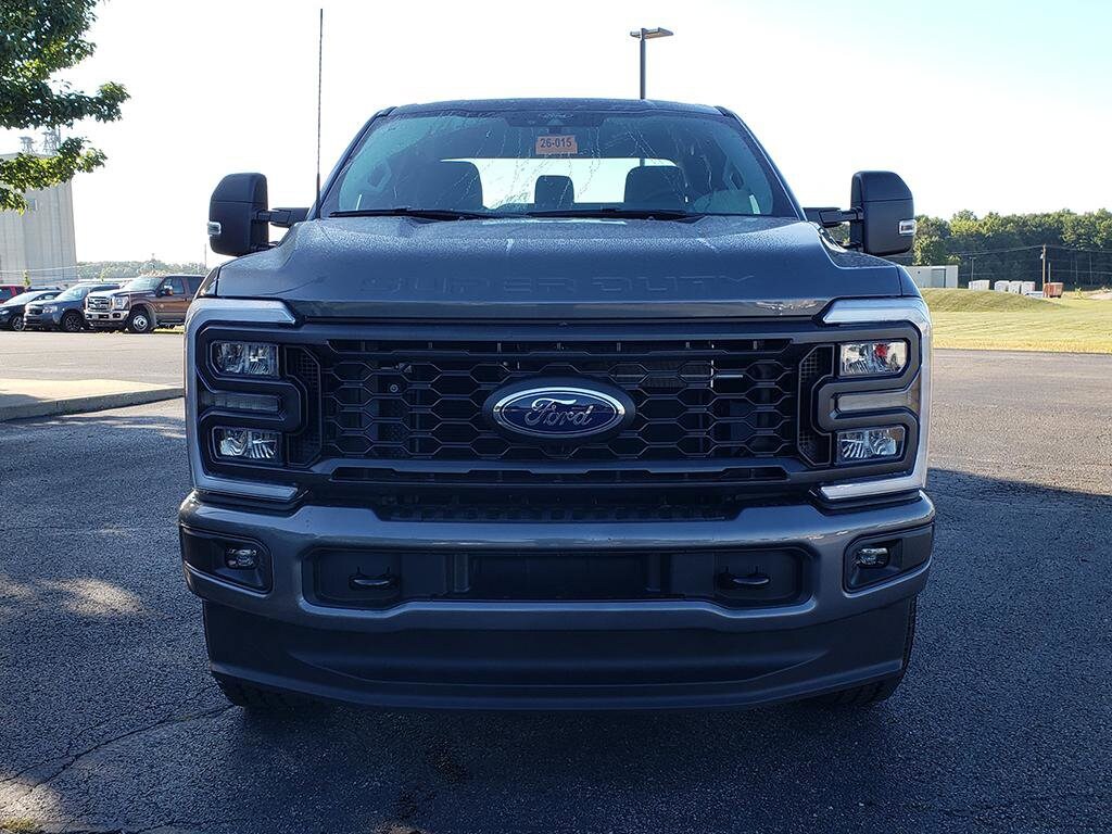 2026 Ford F-250 XL photo 2